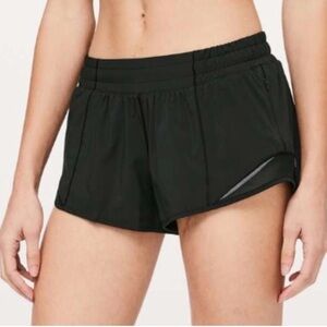 Lululemon Hotty Hot Short II *2.5" In Black